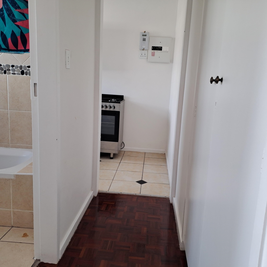 To Let 1 Bedroom Property for Rent in Strand North Western Cape